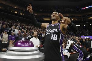 且看且珍惜！威少近四战场均14.5分5.5板6助1.8断