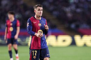 世体称赞卡萨多：展现了出色的扫荡能力，持球时也很稳健