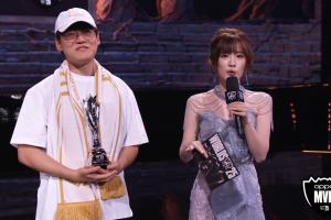 Gumayusi拿下FMVP并获得额外至臻冠军皮肤！目前有12个英雄可供选择