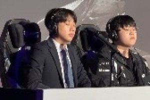 为什么放加里奥？Score：我们觉得手长可以应对 所以就放出来了