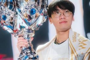 理性讨论，如果单看荣誉，Doran四次LCK冠军一次S冠是不是已经跻身上单前列了？