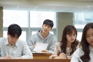 韩国顶级大学曝出大规模作弊丑闻 数百名学生涉嫌AI作弊