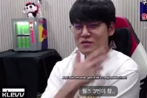 凡尔赛？Guma：世界赛夺冠一次都难但是拿了三次 为什么只在世界赛夺冠啊