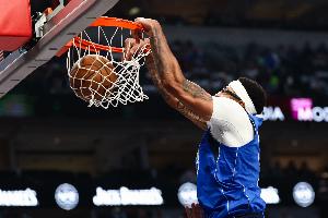 Stein：浓眉需连续数周保持良好状态避免再伤 才能获得有分量报价