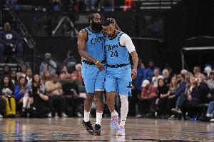 小里弗斯：鲍威尔上赛季几乎就是快船二当家 比尔现在跟他没法比