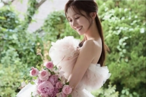 LCK主持尹秀彬公布结婚喜讯：这样的他，我决定和他永远一起