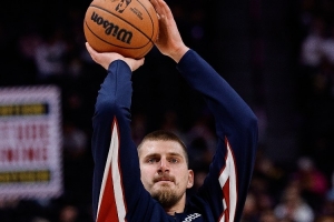 约基奇本赛季三项命中率67.2%+42.6%+87.5% 皆创生涯新高