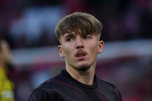 赫内斯谈卡尔：踢了3场德甲就被拿来与梅西相比，这有点夸张了