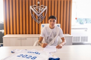 阿媒：拜仁球探考察18岁阿根廷中场安德拉达，解约金1400万欧