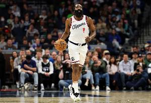 真泪目了！哈登：我只是想找到赢球的方法 篮球就是我的生命