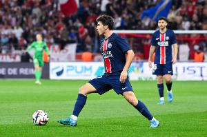 激活进攻属性！若昂·内维斯近17场比赛打进11球，此前146场进9球