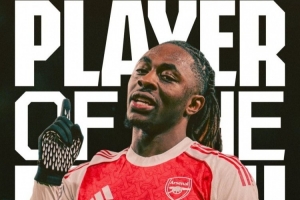 北伦敦德比戴帽！阿森纳官方：埃泽被球迷票选为本场队内最佳