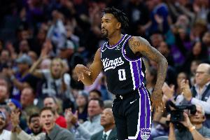 旧事重提？TA名记：蒙克与库明加之间的交易谈判可能会重启