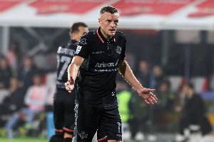 约10万欧财产被盗！38岁瓦尔迪的别墅遭遇入室盗窃，系团伙作案