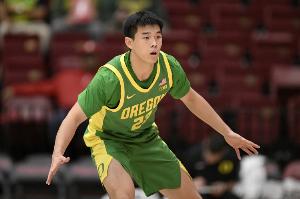 远投+三分连续命中！林葳背靠背作战 登场10分钟拿到5分2板2助