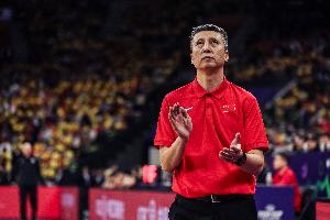 媒体人：男篮世预赛小组赛裁判来自澳洲、马来西亚、泰国、新西兰