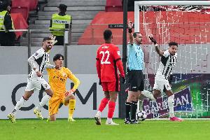 澎湃：海港洲际赛场的低迷，或许让三连冠和王朝无法画上等号