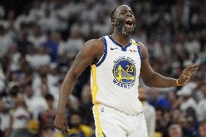 追梦：防守关乎比赛态度 反复失误能摧毁自信 最终就会变得软弱