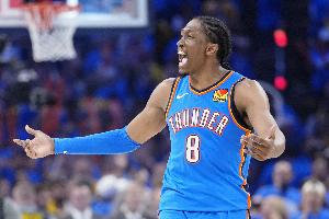 戴格诺特：杰伦威是每日观察状态 他为了复出做了极大的努力