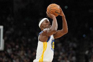 高产高效！巴特勒上半场5中4得15分4板4助&三分2中2 得分全队最高