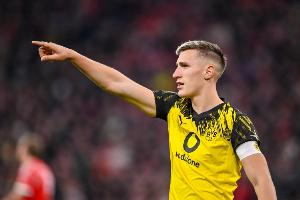 愿开超千万欧年薪！图片报：多特希望顶薪续约施洛特贝克