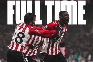 让二追三！桑德兰已追平球队在16-17赛季英超总胜场，主场7轮不败