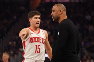 实力榜仅居第四！火箭强力开局遭遇质疑 谢泼德崛起或成破局关键
