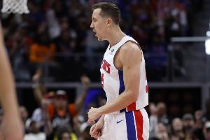 活塞主帅：上场打热火邓罗带伤打完了全场 今天他出战成疑