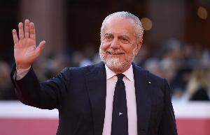 意媒：那不勒斯近21年付给董事4550万欧薪酬，但基本都归德佬一家