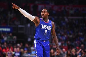 布莱德索和沃尔最后都是和快船不理想分手 且结束了NBA生涯