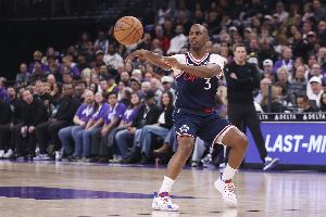 路威：保罗对快船所有人进行了问责 但批评管理层是最后一根稻草