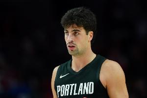 待遇不错！阿夫迪亚过去四场合计罚球69次 场均17.3次