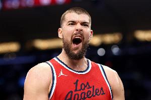 高效两双！祖巴茨8中6拿到14分17板5助 正负值+18