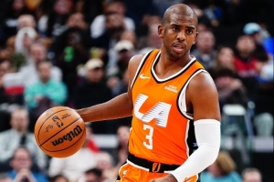 离谱到家了真是🤬！快船伤病报告：保罗缺阵 原因是未随队