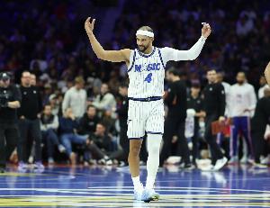 持续发挥！萨格斯三节16中9轰下21分3板2助1断