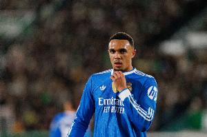 TA：皇马对阿诺德的伤势感到担忧 卡马文加情况不严重