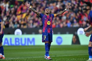 马卡赞拉菲尼亚：有他没他巴萨大不同 勇于担任也会指出队友问题