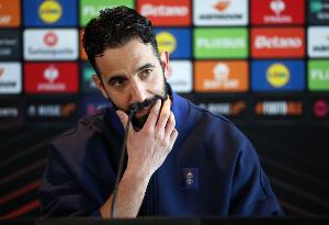 阿莫林谈球队团队精神：我们必须非常团结，才能同甘苦共患难