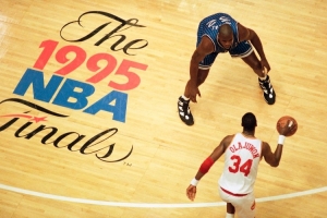 特纳谈历史前5中锋：奥尼尔、大梦、邓肯、贾巴尔、魔兽