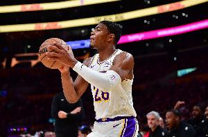 王炸是留在最后用的！八村塁平地起惊雷三分屠龙！ 全场得12分3板