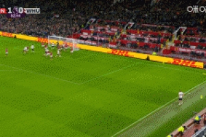 还是没防住！马兹拉维门线解围 马加萨补射破门 曼联84分钟被扳平