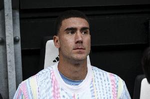 尤文官方：弗拉霍维奇肌腱撕裂修复手术成功，明天开始康复计划