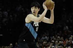 媒体人：大家不要为瀚森数据而开心 把该练该改的都打到了最重要