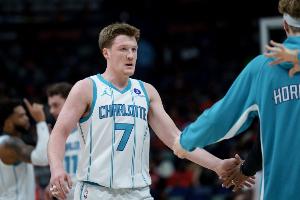 传射俱佳！克尼佩尔12中7贡献21分7助 三分9中5