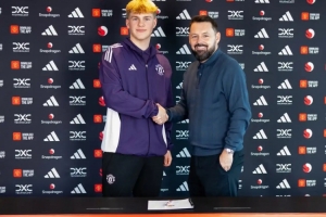 曼晚：16岁的哈迪与曼联签的是奖学金合同，满17岁后可签职业合同