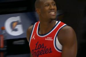 尬住！哈登反击长传 邓恩上空篮直接三不沾......