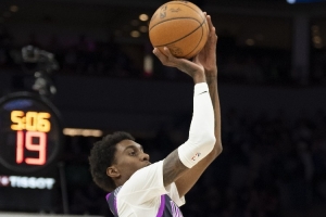 13中10高效砍27分！芬奇：麦丹具备优秀中距离射手的所有特质