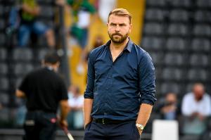 本赛季意甲首胜！维罗纳主帅：球队和高层始终支持我，绝不会放弃