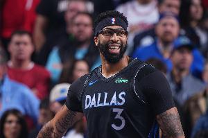 昨天2分今天29分！华盛顿谈浓眉反弹：火箭今天没人能对位他