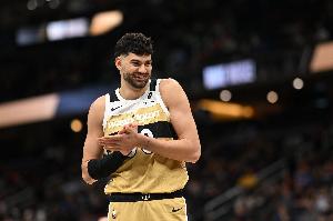 行云流水！奇才反击武克切维奇送击地背传 助尚帕尼打进加罚